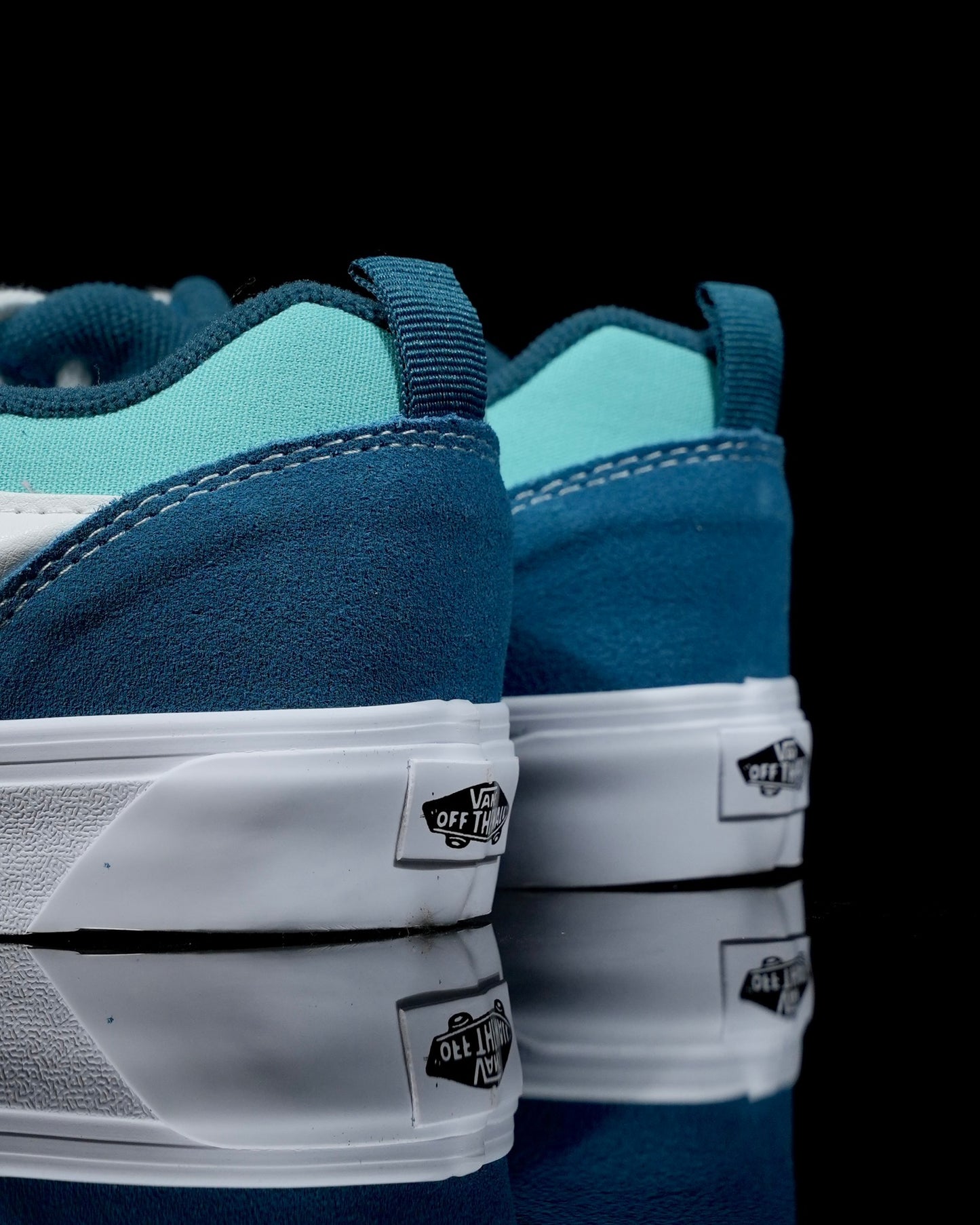 Vans Vault “OG Old Skool”Sneakers